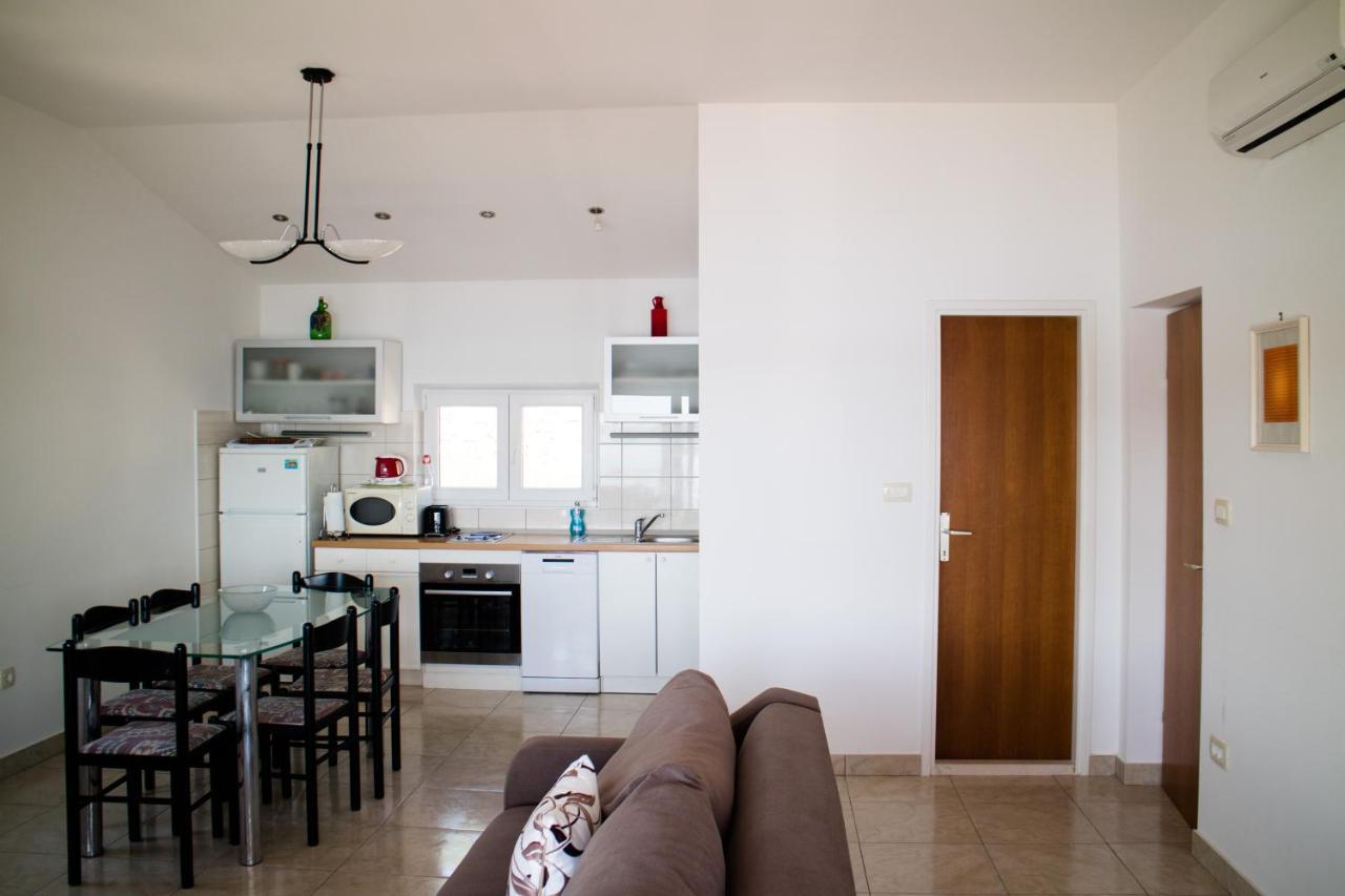 Apartman Klara Lumbarda Ngoại thất bức ảnh